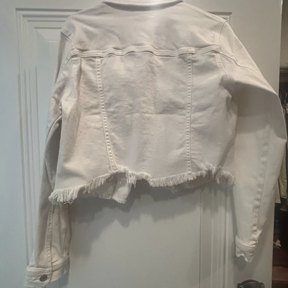 Cello Off-White Cropped Denim Jacket - Picture 8 of 11